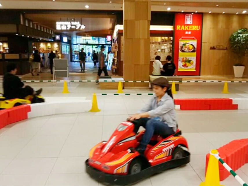 出張ゴーカート事例東京都某ショッピングモール